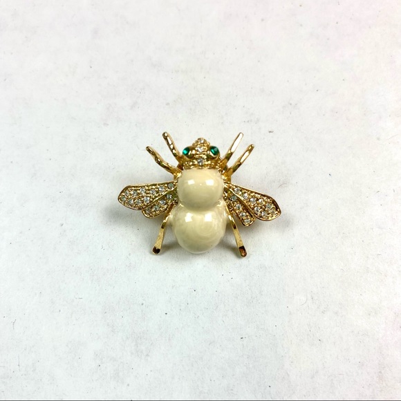 Landau Bug Brooches/Pin Bundle - Picture 3 of 6